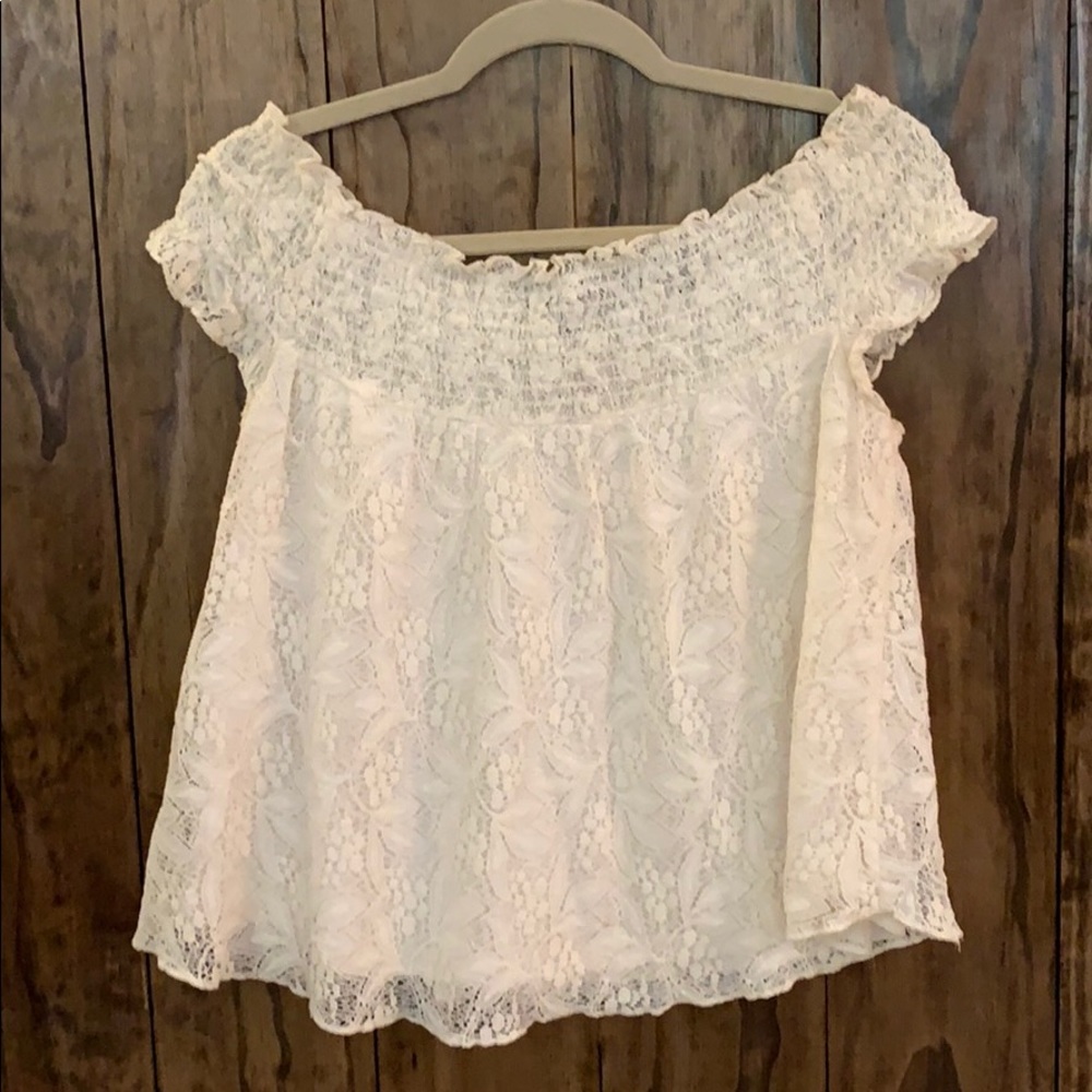White lace, loose, flowy top